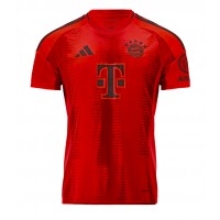 Maglie da calcio Bayern Munich Aleksandar Pavlovic #45 Prima Maglia 2024-25 Manica Corta